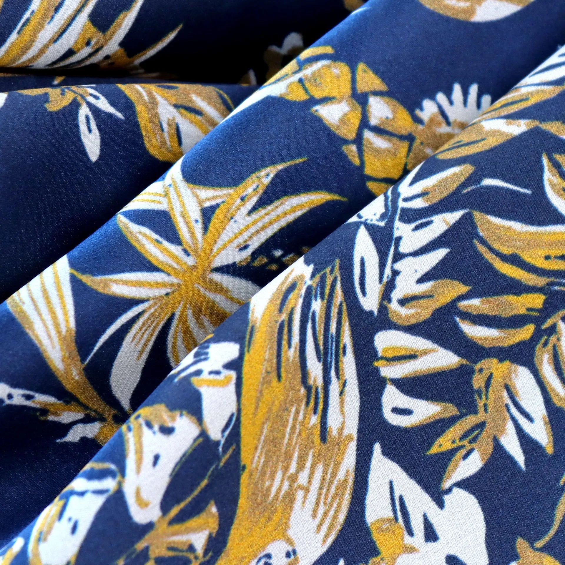 LUA_Silk Scarf (65x65)